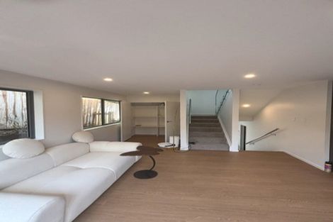 Photo of property in 49e Oaktree Avenue, Browns Bay, Auckland, 0630