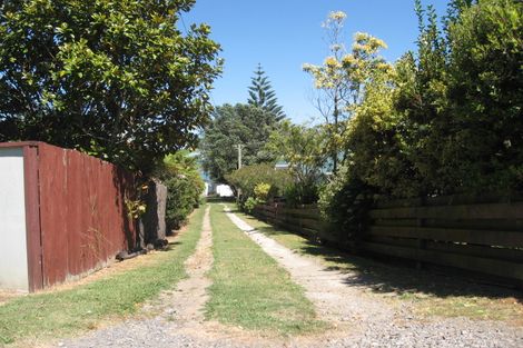 Photo of property in 112 Town Point Road, Maketu, 3189