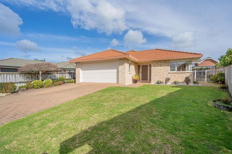 Photo of property in 39 Starlight Cove, Hobsonville, Auckland, 0618