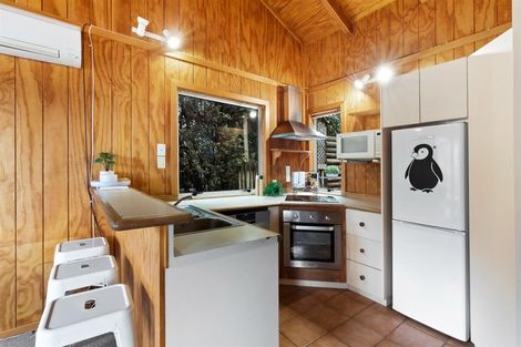 Photo of property in 32b Mackinnon Terrace, Sunshine Bay, Queenstown, 9300