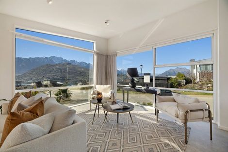 Photo of property in St Andrews Park, 66 Highview Terrace, Queenstown, 9300