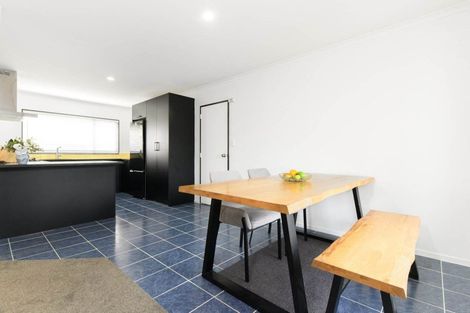 Photo of property in 275b Massey Road, Mangere East, Auckland, 2024