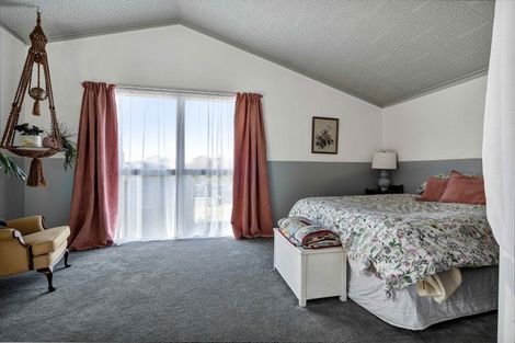 Photo of property in 42b Flint Road West, Stratford, 4332