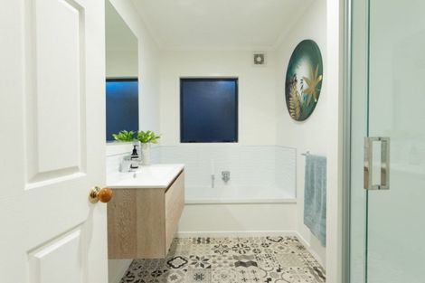 Photo of property in 34b Te Ngaio Road, Mount Maunganui, 3116
