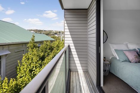 Photo of property in 74u5 Derwent Street, Island Bay, Wellington, 6023