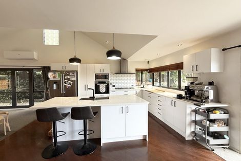 Photo of property in 701b Beach Road, Rothesay Bay, Auckland, 0630