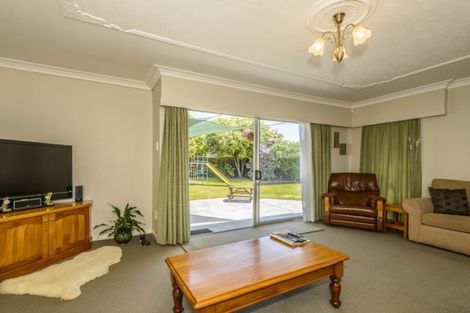 Photo of property in 12 Carter Place, Manurewa, Auckland, 2102