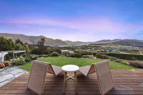 Photo of property in 13 Highfield Ridge, Wanaka, 9305