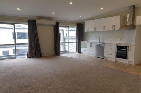 Photo of property in 19u1 Collins Avenue, Tawa, Wellington, 5028