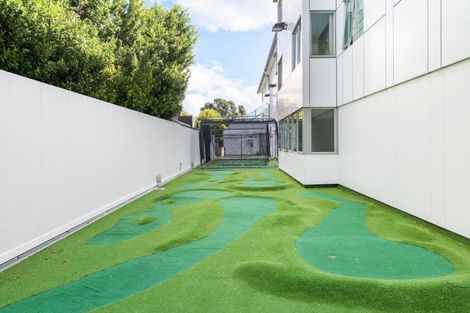 Photo of property in 206/136 Marine Parade, Mount Maunganui, 3116