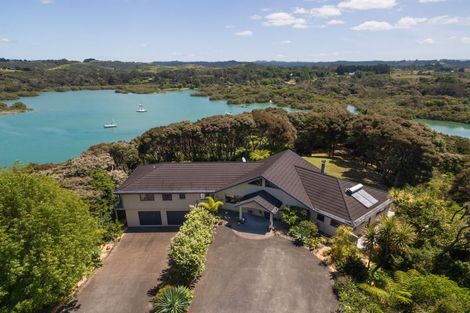 Photo of property in 339 Wharau Road, Kerikeri, 0293