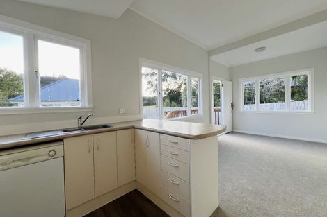 Photo of property in 1295 Rings Road, Coromandel, 3506