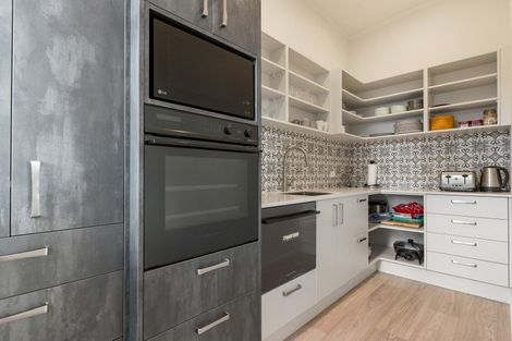 Photo of property in 3 Rewarewa Rise, Whangamata, 3691