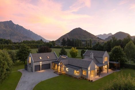 Photo of property in 3/188 Domain Road, Speargrass Flat, Queenstown, 9371
