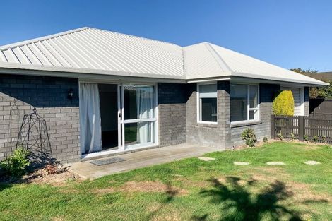 Photo of property in 1/19a Colchester Place, Templeton, Christchurch, 8042