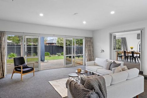 Photo of property in 22 Millcroft Place, Parklands, Christchurch, 8083
