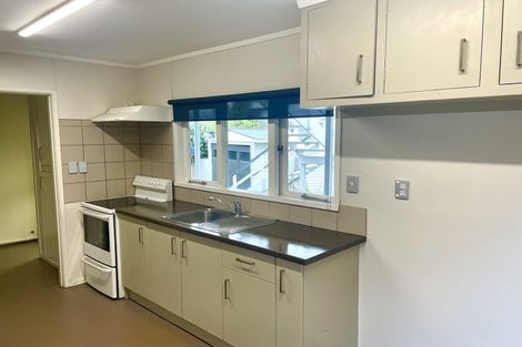 Photo of property in 101 Stanley Road, Glenfield, Auckland, 0629