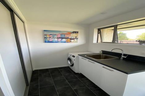 Photo of property in 18 Omega Place, Casebrook, Christchurch, 8051