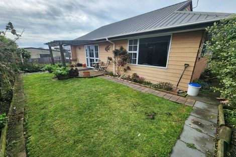 Photo of property in 49 Tedder Avenue, North New Brighton, Christchurch, 8083
