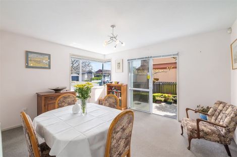 Photo of property in 9 Halliwell Avenue, Papanui, Christchurch, 8052