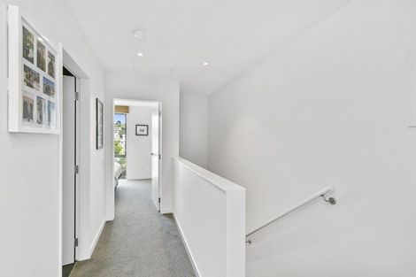 Photo of property in 11/6u Oswald Crescent, Paparangi, Wellington, 6037