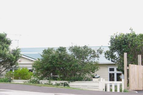 Photo of property in 91 Mills Road, Brooklyn, Wellington, 6021