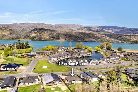 Photo of property in 12 Perriam Place, Mount Pisa, Cromwell, 9383