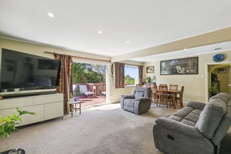 Photo of property in 53 Makara Road, Karori, Wellington, 6012