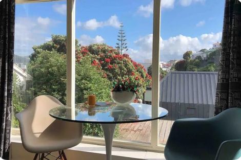 Photo of property in 11/4f Claremont Grove, Mount Victoria, Wellington, 6011
