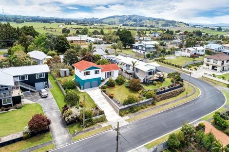 Photo of property in 12 Seaview Road, Ruakaka, 0116