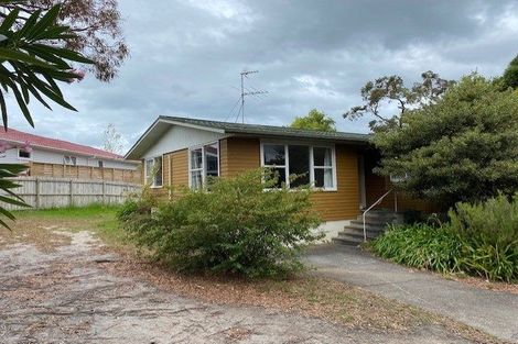 Photo of property in 13 Woodstock Road, Forrest Hill, Auckland, 0620