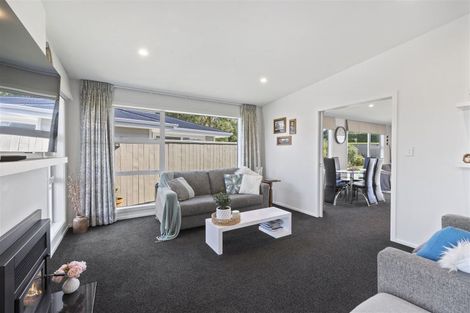 Photo of property in 40 Okarito Avenue, Levin, 5510