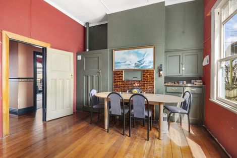 Photo of property in 12 Wha Street, Lyall Bay, Wellington, 6022