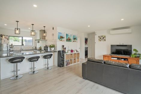 Photo of property in 15a Meadow Drive, Whitianga, 3510