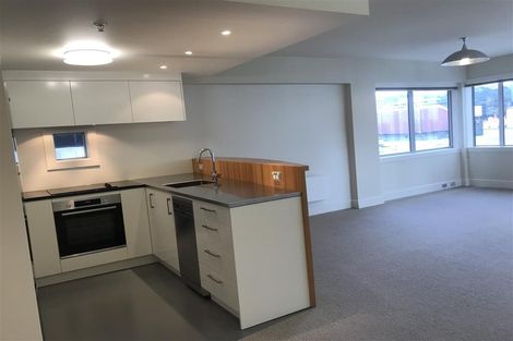 Photo of property in St Pauls Apartments, 111/43u Mulgrave Street, Thorndon, Wellington, 6011