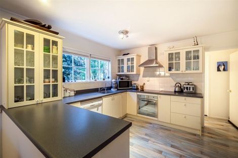 Photo of property in 20 Hythe Terrace, Mairangi Bay, Auckland, 0630