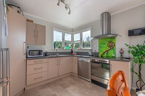 Photo of property in 3 Glasgow Street, Takaro, Palmerston North, 4412