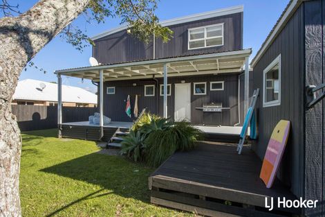 Photo of property in 4 Hereford Place, Waihi Beach, 3611
