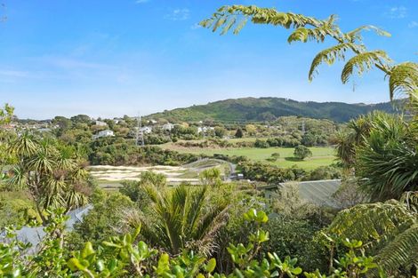 Photo of property in 2 Lambeth Road, Northland, Wellington, 6012