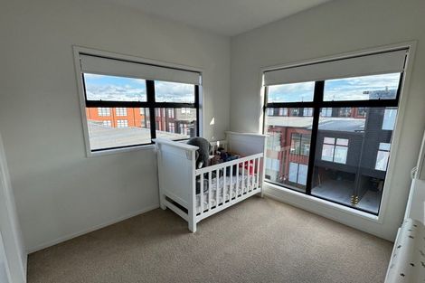 Photo of property in 17 Owens Place, Mount Maunganui, 3116
