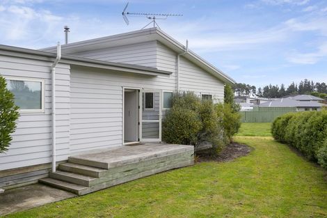 Photo of property in 4 John Norrie Place, Motuoapa, 3382