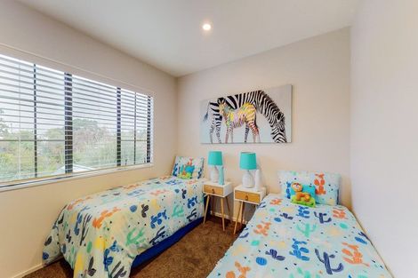 Photo of property in 31 De Val Drive, Titirangi, Auckland, 0604