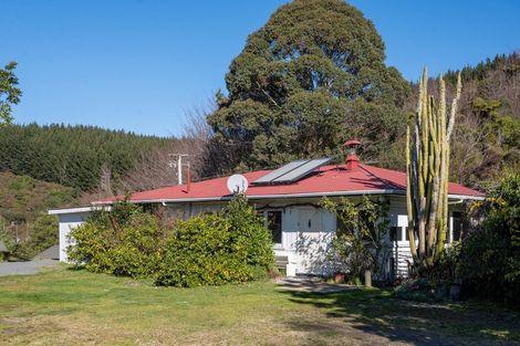 Photo of property in 30 Okawa Bay Road, Tikitere, Rotorua, 3074