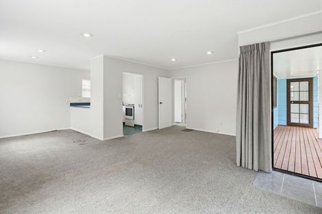 Photo of property in 18a Starforth Place, Henderson, Auckland, 0612