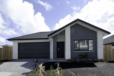 Photo of property in 17 Papa Orchard Drive, Kumeu, 0810