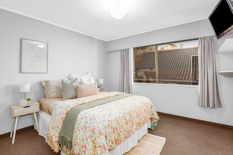 Photo of property in 8 Rydal Place, Southgate, Wellington, 6023