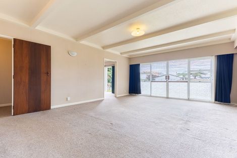 Photo of property in 5 Middleton Road, Paraparaumu Beach, Paraparaumu, 5032