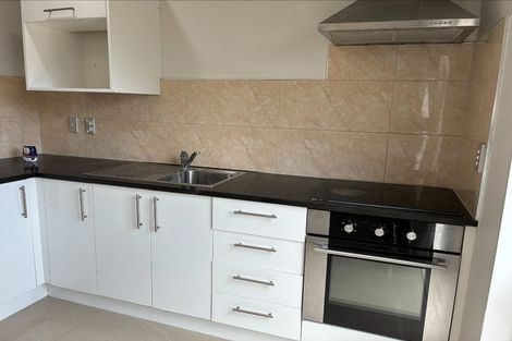 Photo of property in 4/3 Wallson Crescent, Wiri, Auckland, 2104