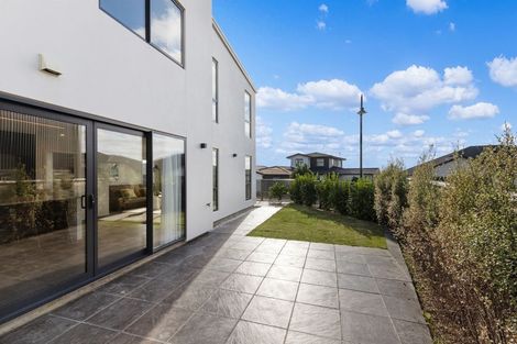 Photo of property in 2b Kaiaho Close, Aotea, Porirua, 5024