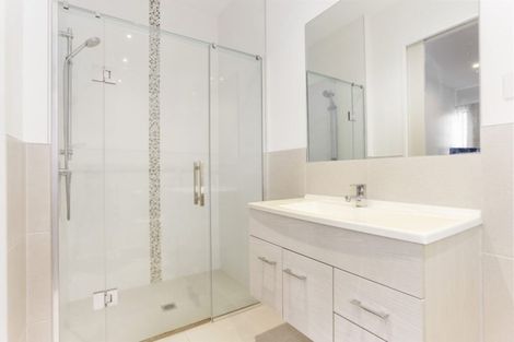 Photo of property in 78 Hobsonville Point Road, Hobsonville, Auckland, 0616